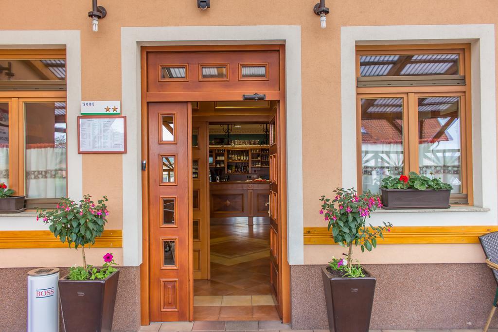 Guesthouse Beno Starše Dış mekan fotoğraf
