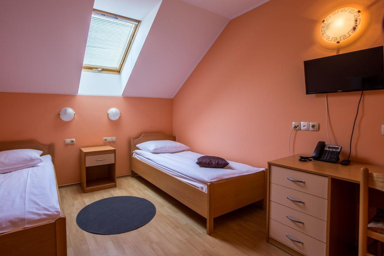 Guesthouse Beno Starše Dış mekan fotoğraf